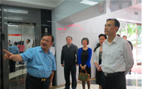 重庆市市委常委、统战部部长刘光磊来英国上市公司365集团视察调研